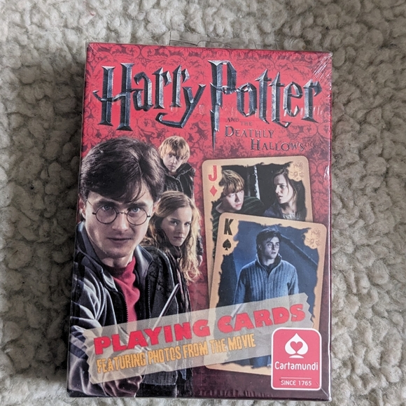 NWT Harry Potter Playing Cards & The Deathly Hallows - Cartamundi - Picture 1 of 6